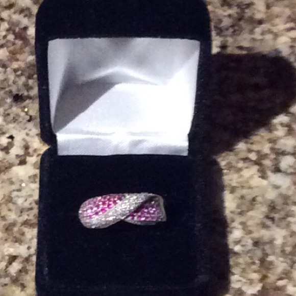 LeVian 14k white gold ombré berry crossover ring - Picture 3 of 6